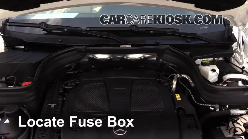 2014 Mercedes-Benz GLK350 4Matic 3.5L V6 Fuse (Engine) Check